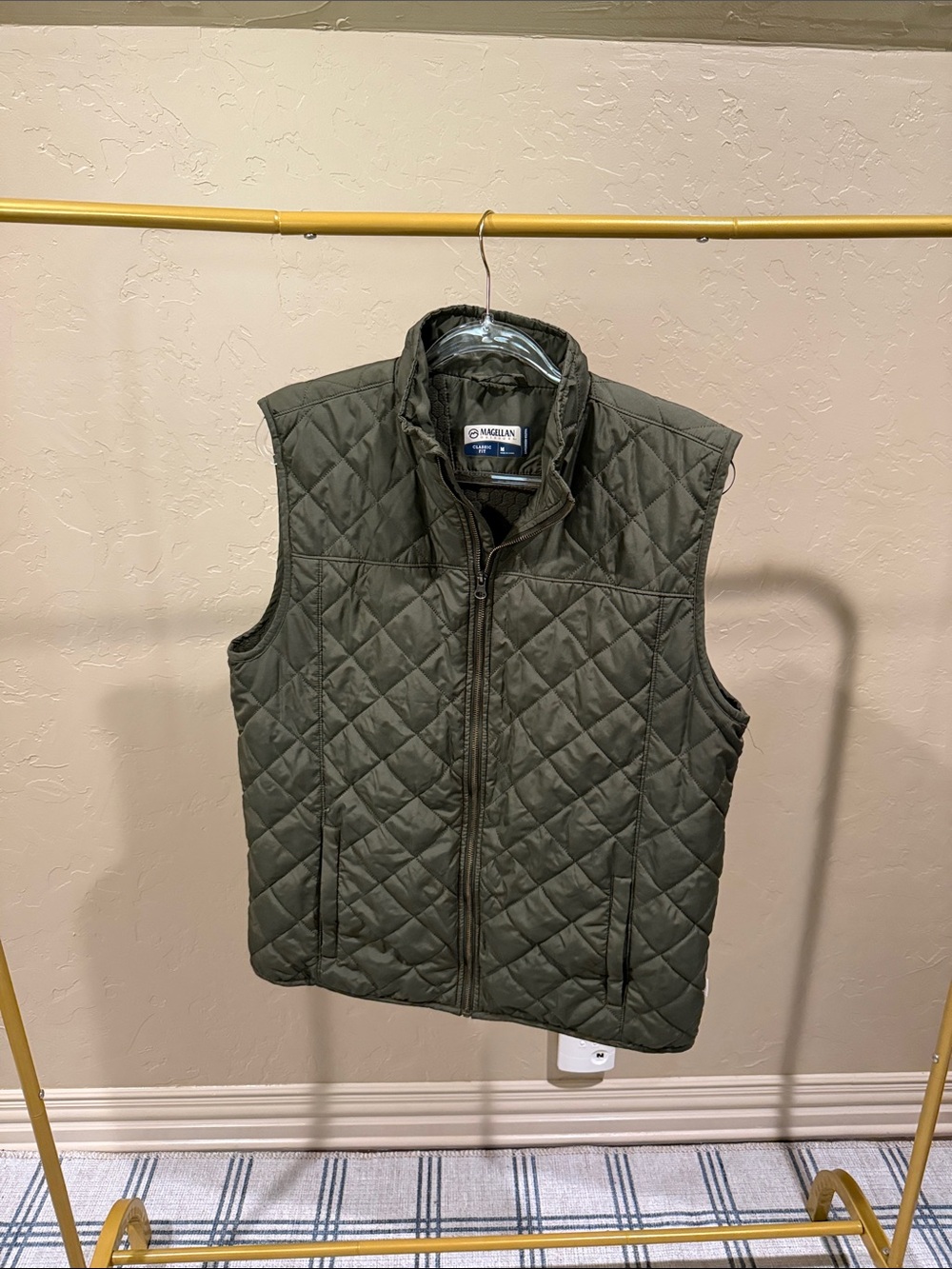 Magellan Outdoors Olive Quilted Men's Vest with Full Zip